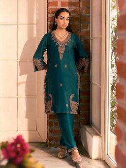Lakshita - Green Embroidered Rayon Co-Ord (Set of 2)