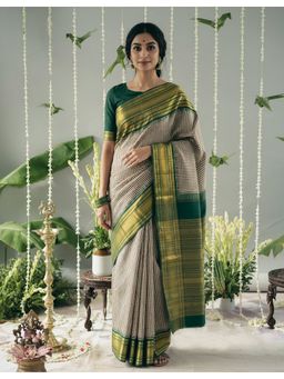AMRUTKALA SAREES - Green Kanjeevaram Silk Zari Handloom Saree With Unstitched Blouse