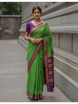 AMRUTKALA SAREES - Green Kanjeevaram Zari Handloom Saree With Unstitched Blouse