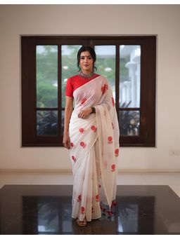 AMRUTKALA SAREES - White Linen Blend Saree With Unstitched Blouse