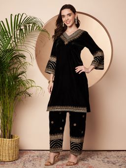 Poshak Hub - Women Velvet Embroidered Black Kurta with Palazzo