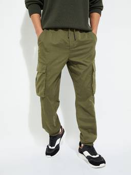 max - Men Solid Relaxed Fit Cargo Green Jogger
