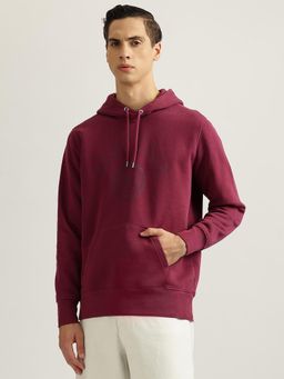 GANT - Men Maroon Solid Hooded Full Sleeves Pullover Sweatshirt