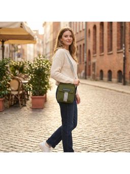 Giordano - Unisex Crossbody Canvas Sling Bag - Green