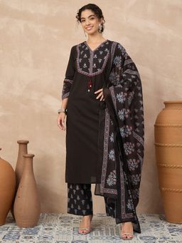 CHETI - Black V-Neck Printed Kurta with Trouser and Dupatta