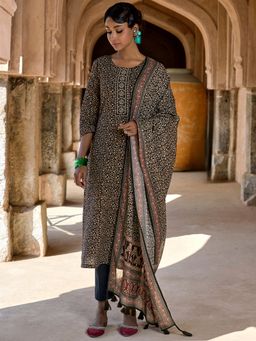 Women Plus - Black Floral Print Pure Cotton Kurta with Pant and Dupatta