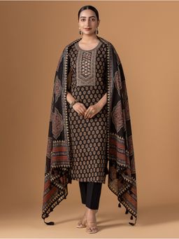 Women Plus - Black Embroidered Printed Cotton Kurta with Pant and Dupatta