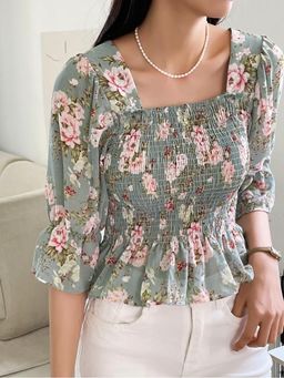 Oh Rare - Women Green Tior Floral Print Square Neck Bell Sleeve Top