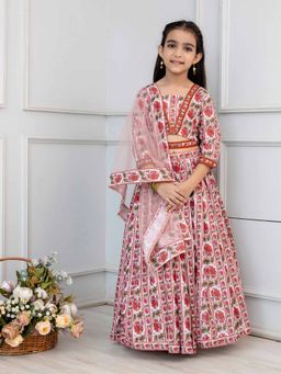 Cutiediva - Girls White & Maroon Floral Print Lehenga & Choli with Dupatta (Set of 3)