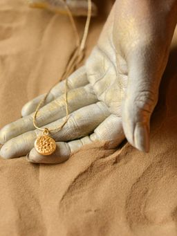 Kassa - Women's Gold Statement Necklace