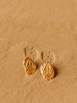 Kassa - Women's Gold Statement Stud Earrings