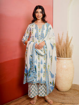Kamodinee - Blue Phulkari Booti Kurta With Pant & Dupatta