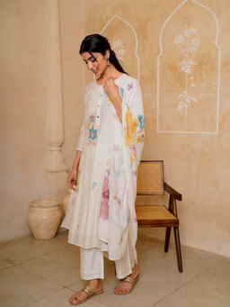 Kamodinee - Pastel Garden Floral Kurta With Pant & Dupatta