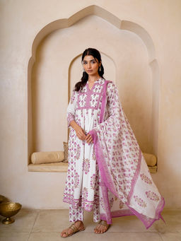 Kamodinee - Rose Pink Bloom Anarkali Kurta With Pant & Dupatta