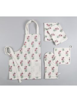 India Circus by Krsnaa Mehta - Pearl Poppy Kitchen Linen Set