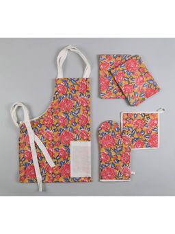 India Circus by Krsnaa Mehta - Fresh Blooms Kitchen Linen Set