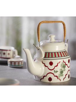 India Circus by Krsnaa Mehta - Sage Luxe Kettle