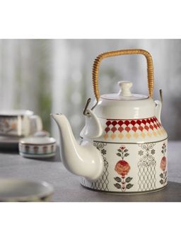 India Circus by Krsnaa Mehta - Onyx Elegance Kettle