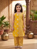 Yellow color option, Sold out, Currently selected