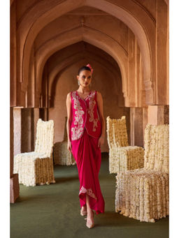 CHARU AND VASUNDHARA - Tasya Pink Embroidered Skirt With Blouse
