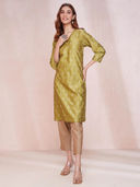 Green color option, Sold out, Currently selected