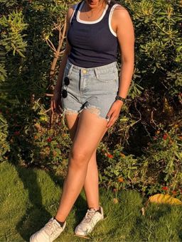 Outzidr - Blue Frayed Denim Shorts