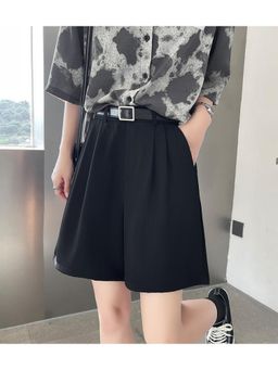 Outzidr - Relaxed Fit Pleated Black Shorts