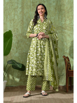 SILSELAH - Women Ethnic Floral Kurta with Pant & Dupatta