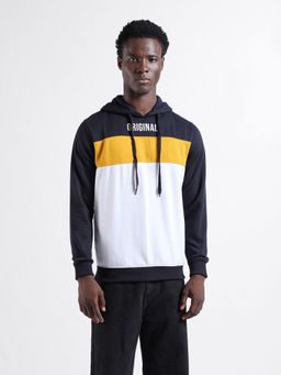 The Indian Garage Co - Men Slim Fit Solid Hooded Full Sleeves Sweatshirt