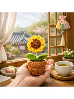 NFI Essentials - Crochet Sunflower With Pot