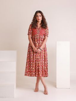 GULAB CHAND TRENDS - Red Floral Printed V-Neck Gathered Detailed Cotton A-Line Dress