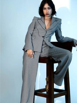 Prot Official - Long Sleeves Blazer With Notch Lapel Collar