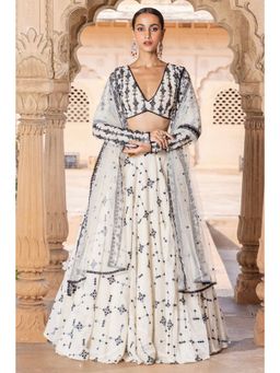 NEEL ART - Offwhite Cotton Blend Embellished Semi-Stitched Lehenga Unstiched Choli with Dupatta.