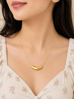 MAASHA - Gold-Toned Minimal Curved Bar Pendant Necklace