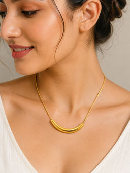 MAASHA - Gold-Toned Minimal Curved Tube Pendant Necklace