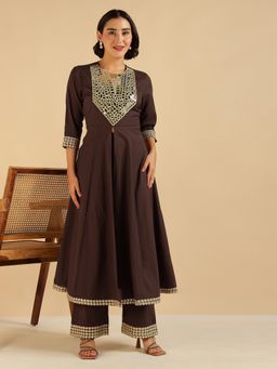 Deebaco - Brown Pure Cotton Embroidered Kurta with Palazzo