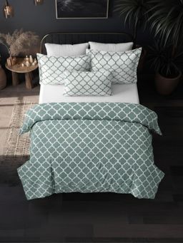 Sleeping Owls- because your sleep matters - Green Bedsheet with Pillow Covers (Super King)