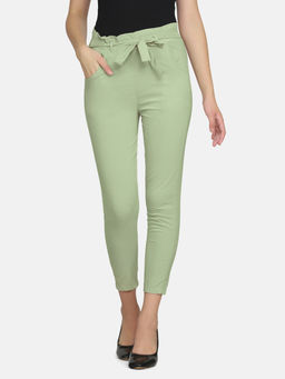 Buynewtrend - Women Lycra Toko Green Solid Trouser with Belt (Set of 2)