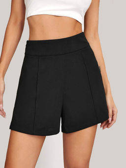 Buynewtrend - Women Polyester Black Solid Shorts
