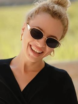 ROYALTAIL - Oval Full Rim Casual Golden and Black Unisex Sunglasses- Rt-Sung-138-F1 (55)