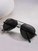 Black color option, Currently selected