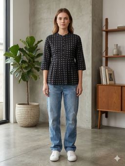 MAAND - Black Cotton Printed Top
