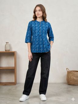 MAAND - Blue Cotton Printed Top