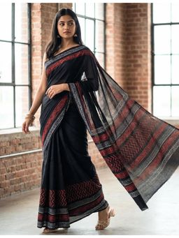 Ushvii - Black Printed Saree