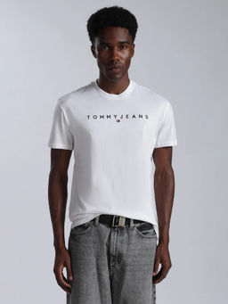 Tommy Hilfiger - Men White Solid/Plain Cotton T-Shirt
