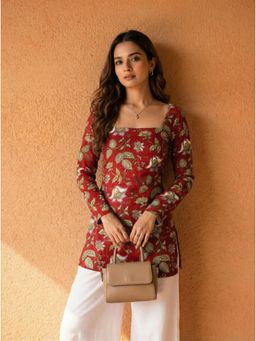 Kaori By Shreya - Floral Printed Square Neck Pure Cotton Blend Red Kurti