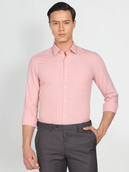 Arrow - Men Peach Graph Checks Twill Cotton Formal Shirt