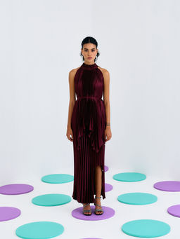 Pleats by Aruni - Maroon Pleated Mermaid Skirt