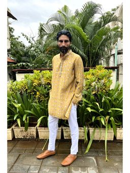 Spring Break - Men Mustard Silk Blend Embroidered Kurta with Pant
