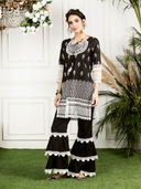 Black color option, Sold out, Currently selected